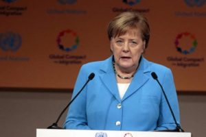Merkel &ccedil;ağrı yaptı: B&uuml;t&uuml;n d&uuml;nya karşı karşıya