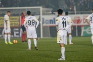 Fenerbah&ccedil;e 17. sıraya d&uuml;şt&uuml;