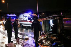 Ankara'da feci kaza! Çok sayıda kişi yaralandı