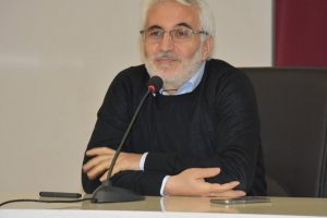 "Pusuda bekleyen sinsiler, Mart 2019'dan sonra parti kuracakmış"