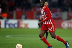 Olympiakos'ta Yaya Toure'nin s&ouml;zleşmesi feshedildi