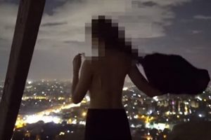 Piramidin tepesinde cinsel ilişkiye girdiği iddia edilen fotoğrafçı konuştu