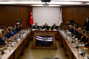 Asgari Ücret Komisyonunun gündemi 'ülke ekonomisi ...