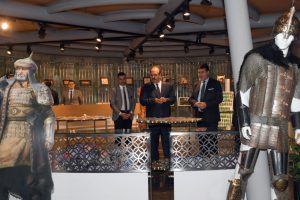 Bursa Valisi Canbolat'tan Fetih Müzesi'ne ziyaret
