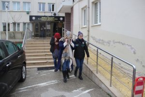 Bursa'da Tekel Bayii'ne uyuşturucu baskını