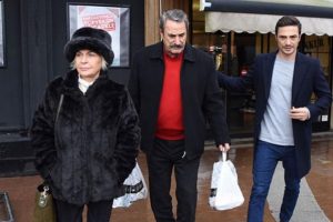 Ahmet Kural Sila Konusuna Fermuar Cekti Bursada Bugun Bursa Bursa Haber Bursa Haberi Bursa Haberleri Bursa