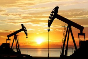 ABD petrol fiyatı tahminini 11 dolar d&uuml;ş&uuml;rd&uuml;