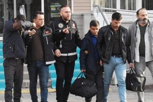 İnsan ka&ccedil;ak&ccedil;ılarına operasyon: 1'i uzman &ccedil;avuş 9 g&ouml;zaltı
