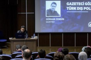 G&uuml;rkan Zengin deneyimlerini gen&ccedil; gazetecilerle paylaştı