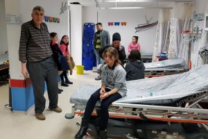 Mide fesadı ge&ccedil;iren 12 &ouml;ğrenci taburcu edildi
