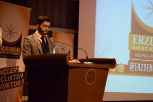 Kent Konseyi Gen&ccedil;lik Meclisi'nden "İletişim" semineri