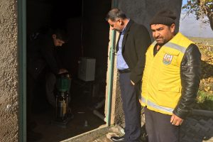 Hırsızlar bu sefer mezarlığa dadandı