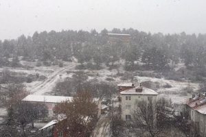 Bursa Harmancık'ta kar yağışı