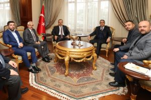 İnşaat M&uuml;teahhitleri Sanayici ve İş Adamları Derneği'nden Vali Canbolat'a ziyaret