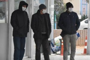 Kimyasal zehirlenme alarmı: 1 &ouml;l&uuml;, 3 iş&ccedil;inin durumu kritik