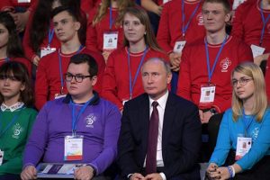 Putin: Ne Tanrı ne de &ccedil;ardan yardım bekleyin