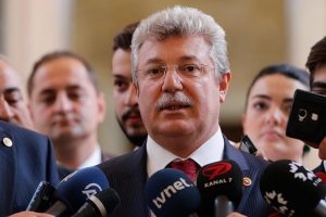 Akbaşoğlu: CHP, &ccedil;ıkarttığı iş&ccedil;ilerin yerine başka iş&ccedil;iler aldı