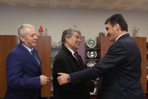 Bursa Osmangazi Belediye Başkanı D&uuml;ndar, Batı Trakyalı iş adamlarını ağırladı