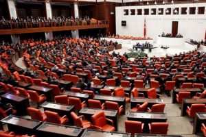 2019 Yılı B&uuml;t&ccedil;esi g&ouml;r&uuml;şmeleri TBMM Genel Kurulunda s&uuml;r&uuml;yor