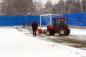 Erzurumspor kar altında &ccedil;alıştı