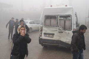 Bursa'da siste zincirleme kaza: 7 yaralı var...