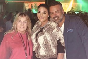 S&uuml;reyya Yal&ccedil;ın'dan T&uuml;rk sanat&ccedil;ılara destek