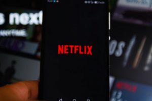 Netflix'in merakla beklenen &ouml;zelliği sızdı!