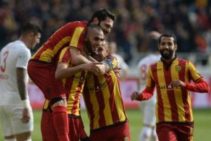 Evkur Yeni Malatyaspor sahasında kazandı