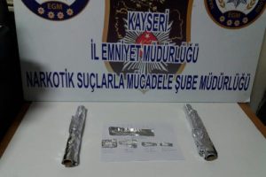 Uyuşturucu tacirlerine operasyon: 3 g&ouml;zaltı