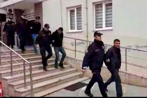 Bursa'da uyuşturucuyu DVD çalara gizlemişler