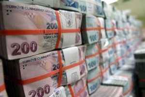 1 milyon TL dolandırılan profes&ouml;r: Zararım giderilmedi, şikayet&ccedil;iyim
