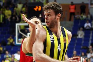 Melli: NBA'den teklif vardı ama pek d&uuml;ş&uuml;nmedim