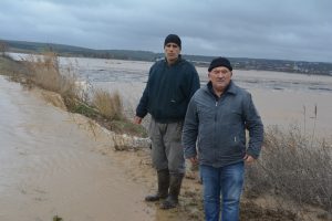Bursa Karacabey'de tarım arazileri sular altında kaldı