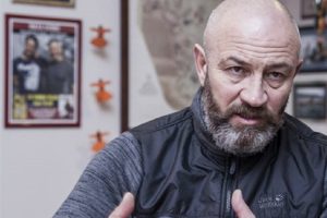 Kurmay Albay T&uuml;rkşen: Allah kimseyi Hulusi Akar'ı savunmak zorunda bırakmasın
