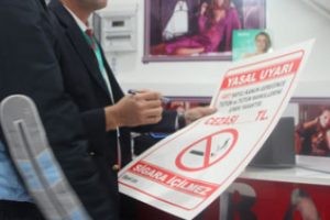 T&uuml;t&uuml;n denetiminde 329 işletmeye 614 bin lira ceza kesildi