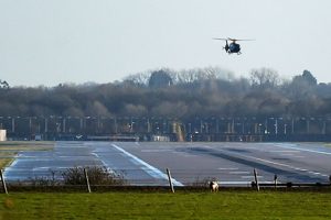 Londra Gatwick Havalimanı'nda u&ccedil;uşlar durduruldu