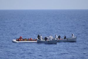 İspanya'da d&uuml;zensiz g&ouml;&ccedil;men dramı: 12 &ouml;l&uuml;, 12 kayıp