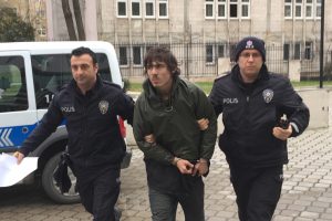 B&uuml;feden meyve suyu hırsızlığına tutuklama