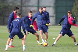 Fenerbah&ccedil;e, Antalyaspor ma&ccedil;ının hazırlıklarına başladı