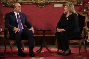 Bakan &Ccedil;avuşoğlu, Malta Cumhurbaşkanı Preca ile g&ouml;r&uuml;şt&uuml;