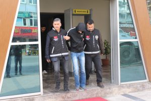 Bursa ve &ccedil;ok sayıda ilde telefon bayisinden 700 bin TL'lik vurgun!