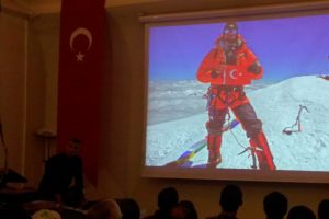 Milli Dağcı Tun&ccedil; Fındık, Bursalılarla buluştu