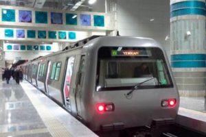 Metro arızası...Seferler yapılamıyor!