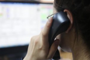 'Sesim g&uuml;zel mi?' diye 112'yi arıyorlar