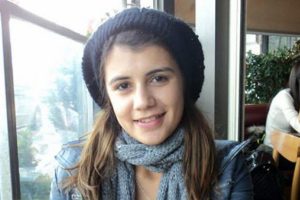 Kız arkadaşını arabayla &uuml;zerinden ge&ccedil;erek &ouml;ld&uuml;rd&uuml;