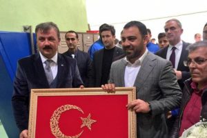 Hamza Yerlikaya: "T&uuml;rk sporunun y&uuml;kselişi ortada"