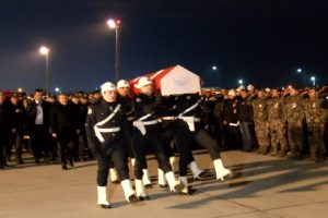 Şehit polisin cenazesi memleketine uğurlandı