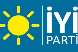 AK Partili Belediye Başkanı İYİ Parti'ye ge&ccedil;ti