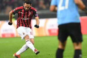 Hakan &Ccedil;alhanoğlu Bundesliga'ya d&ouml;n&uuml;yor