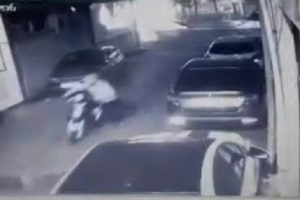 Bursa'da bisiklet hırsızı kameraya yakalandı